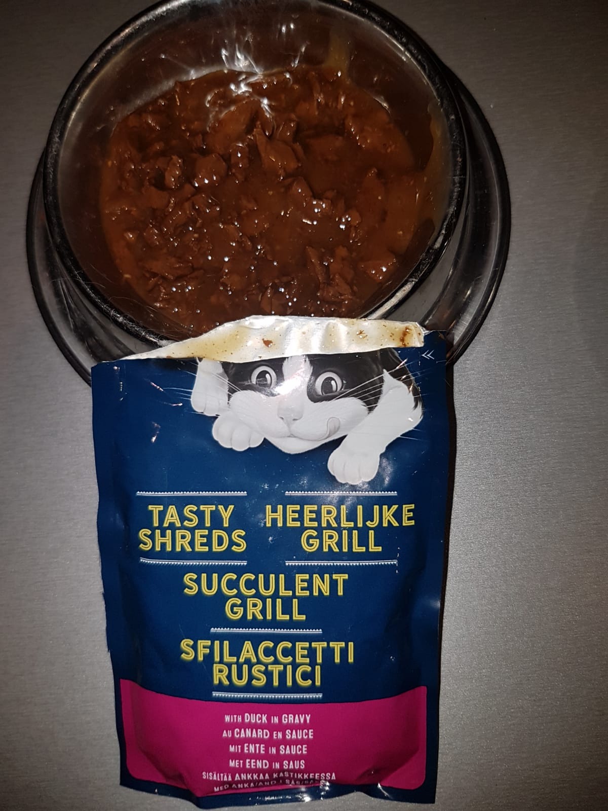 FELIX Tasty Shreds Nassfutter vom Land 60x80g mit Rind