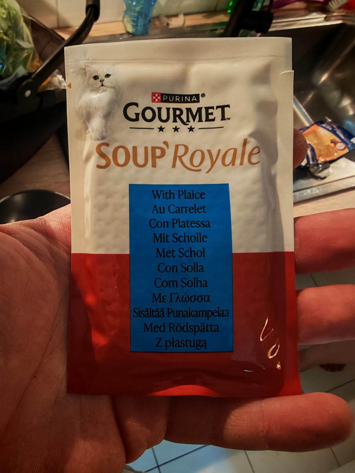 Gourmet Perle Soup Royale Katzensuppe Lachs 24x45g