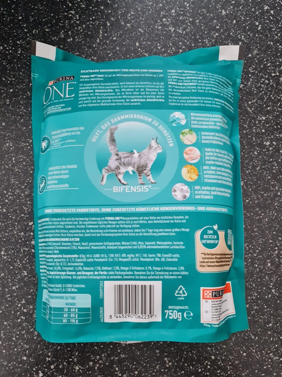 PURINA ONE BIFENSIS Adult Trockenfutter Huhn 6x750g