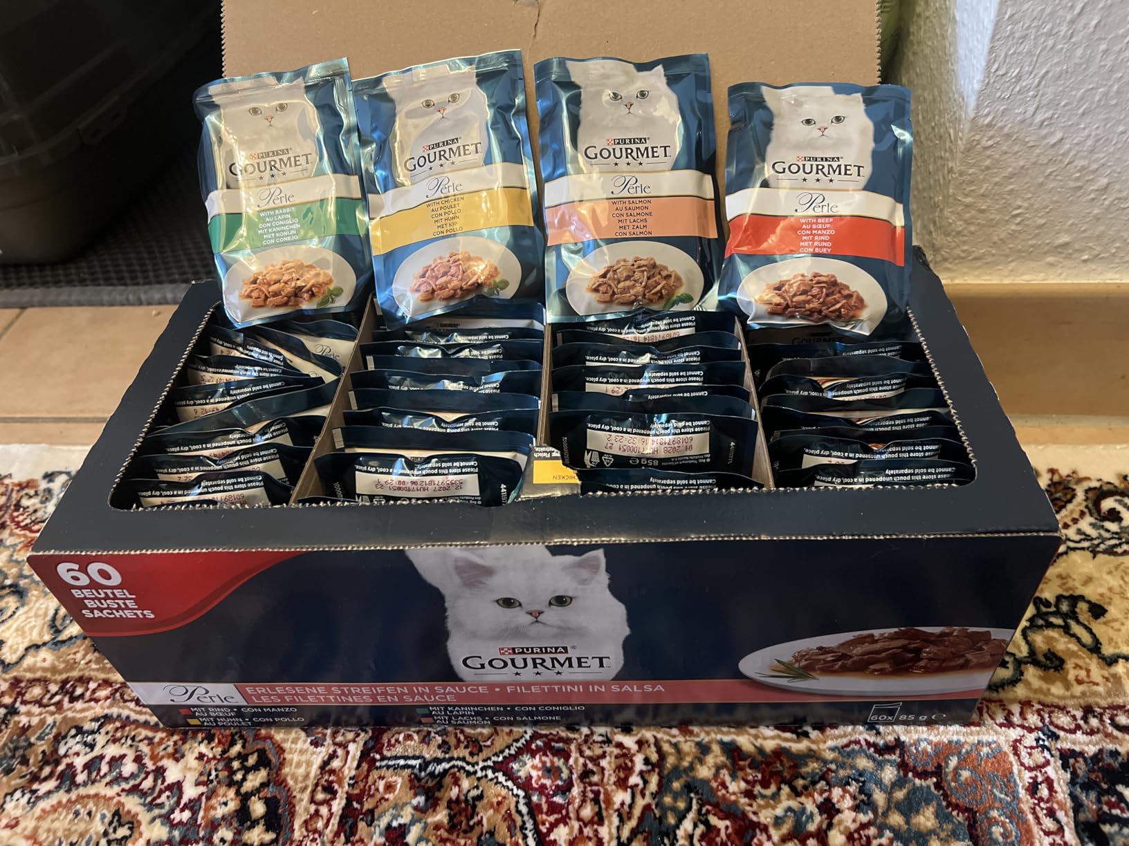 Gourmet Perle Erlesene Streifen Nassfutter Sorten-Mix 60x85 g