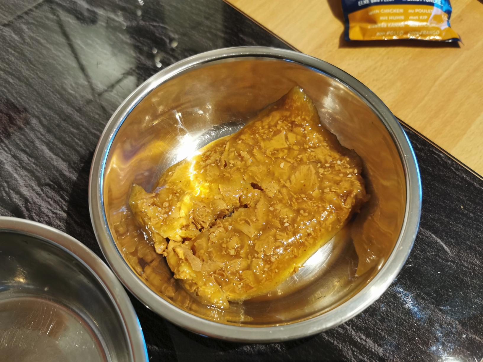 Felix So gut wie es aussieht Nassfutter Huhn Rind 48x85g