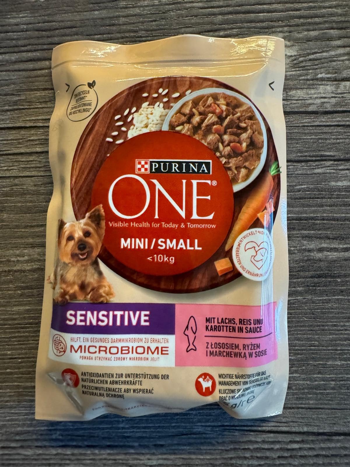 Purina One Mini Small Delicate Trockenfutter Lachs 8x800 g