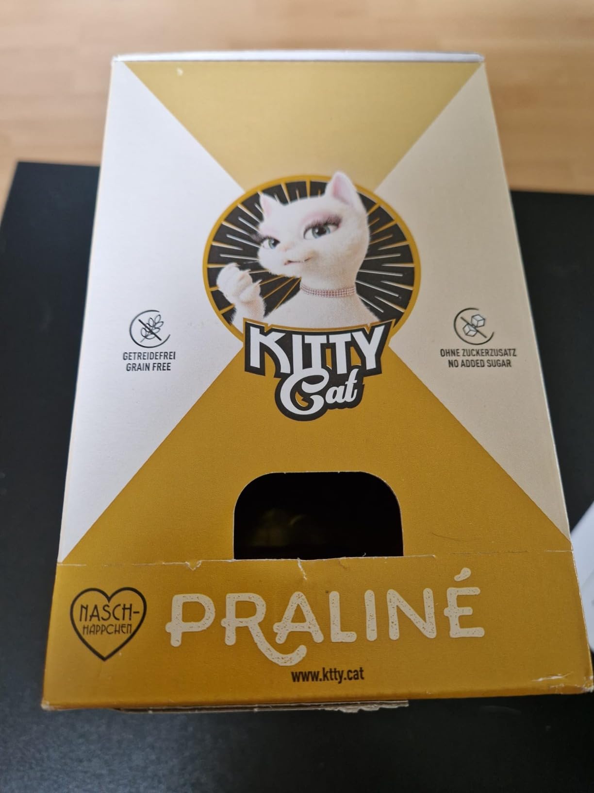 KITTY Cat Snacks Praliné Huhn & Leber 10x50g