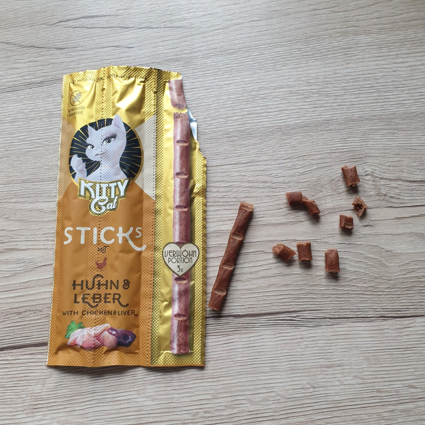 KITTY Cat Sticks Huhn & Leber Leckerlis 24x15 g zuckerfrei
