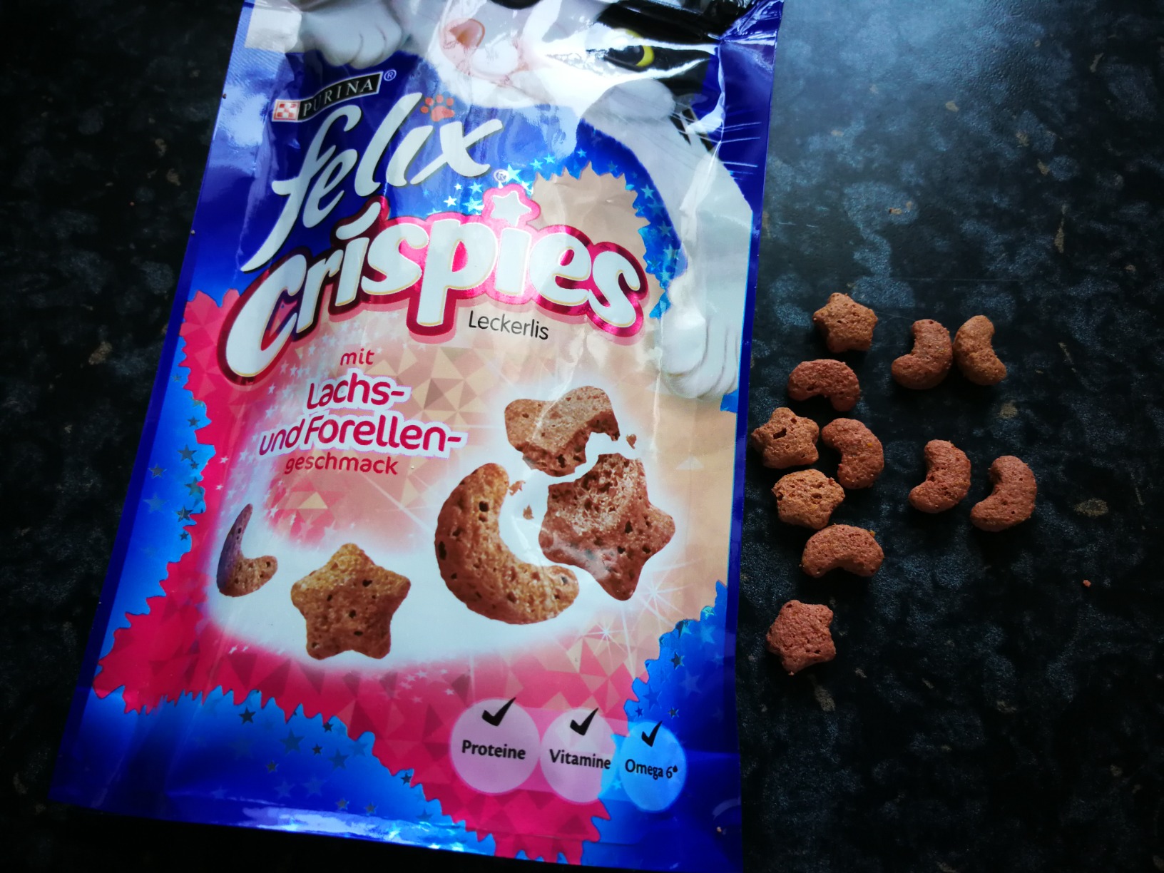FELIX Crispies Lachs-Forelle Katzensnack 8x45g knusprig