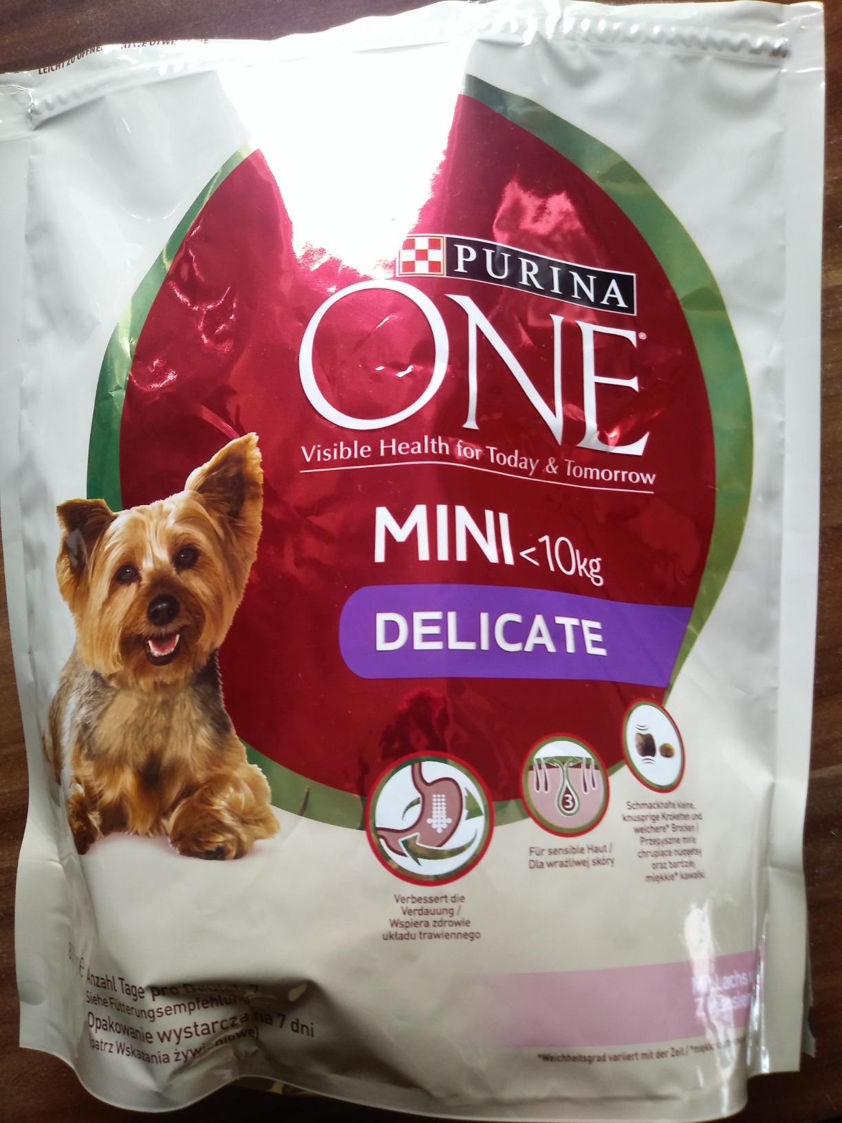 Purina One Mini Small Delicate Trockenfutter Lachs 8x800 g