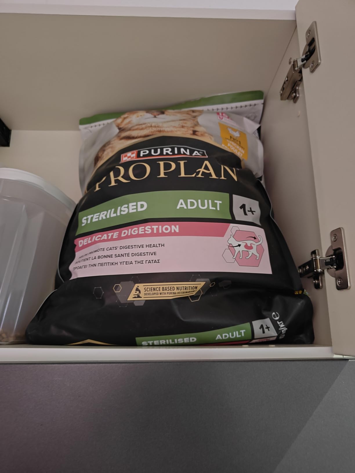 PRO PLAN Sterilised Delicate Huhn Trockenfutter 10 kg kastriert