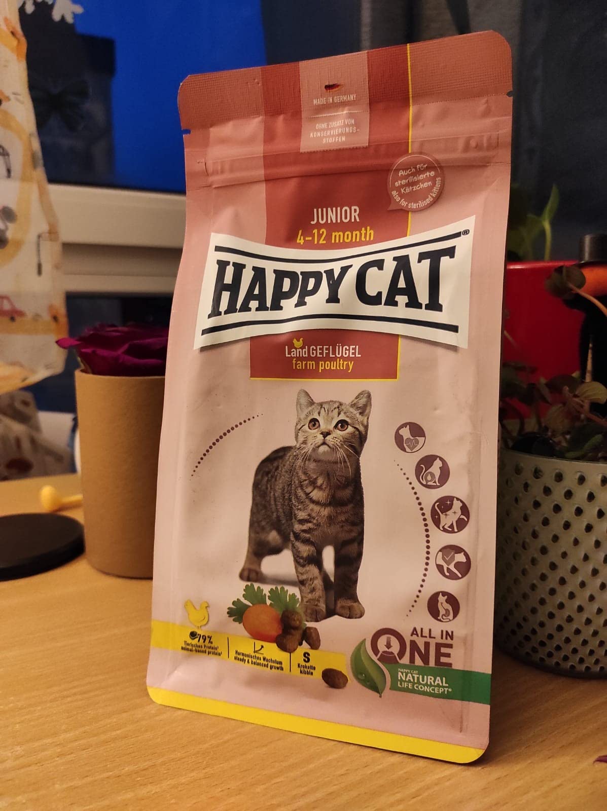 Happy Cat Young Junior Geflügel Trockenfutter 300g für Kitten