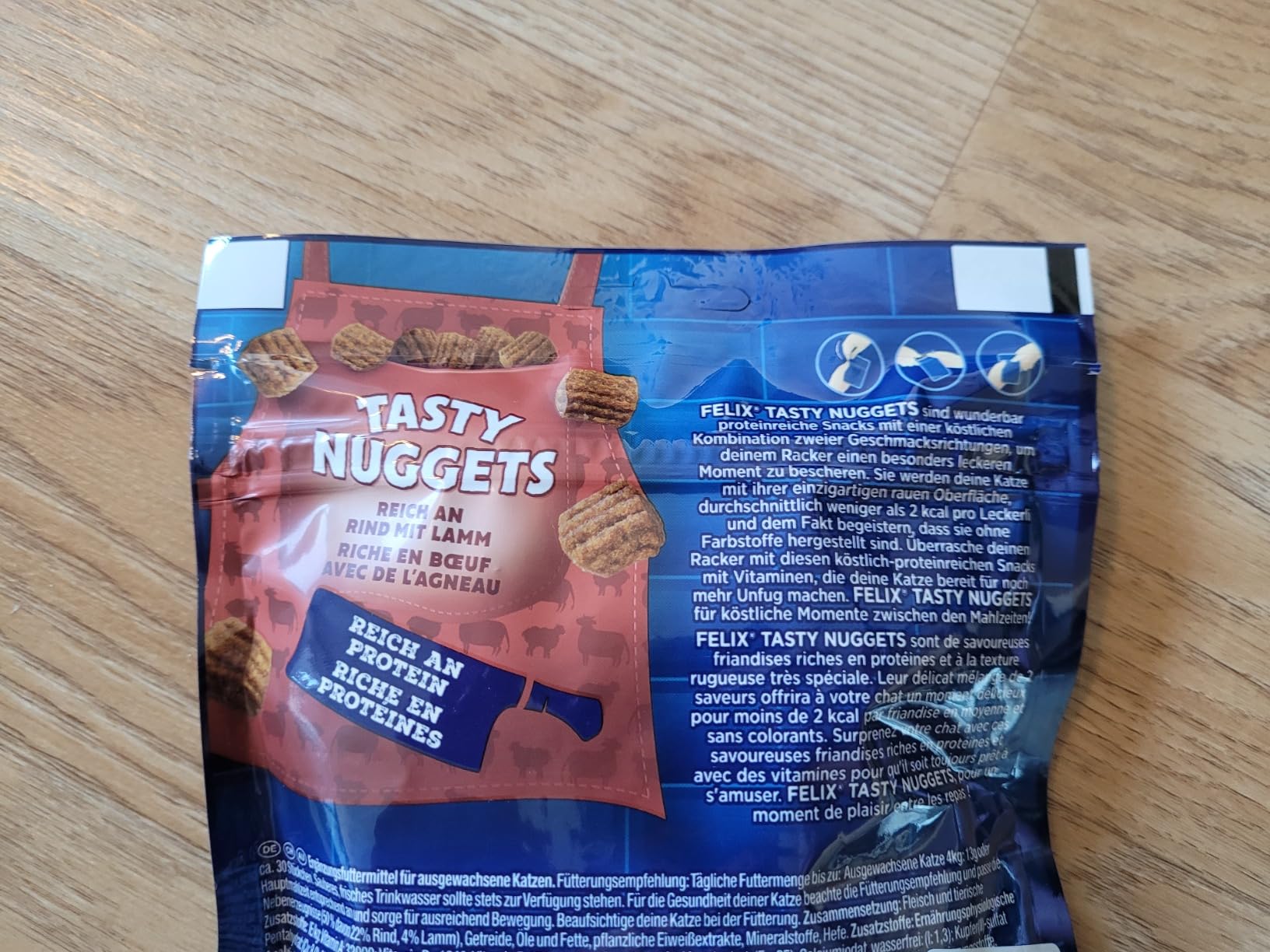 Felix Tasty Nuggets Rind Lamm Leckerli 6x180g für Katzen